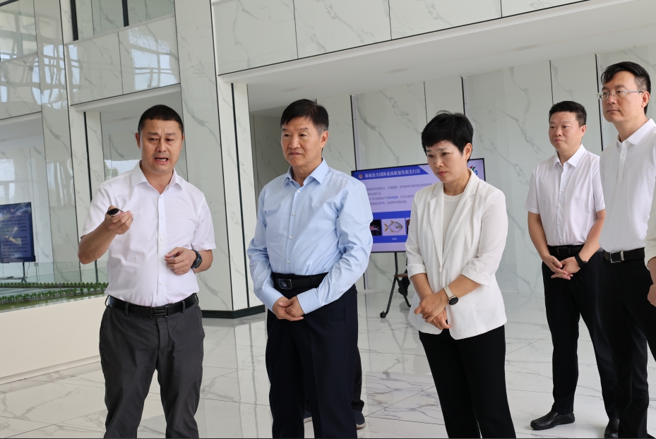 海南省委副書記，省長(zhǎng)劉小明到晨海調(diào)研